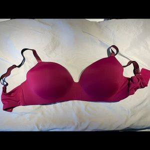 Victoria’s Secret T-shirt bra